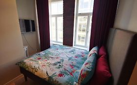 Rotermanni Mere Apartment